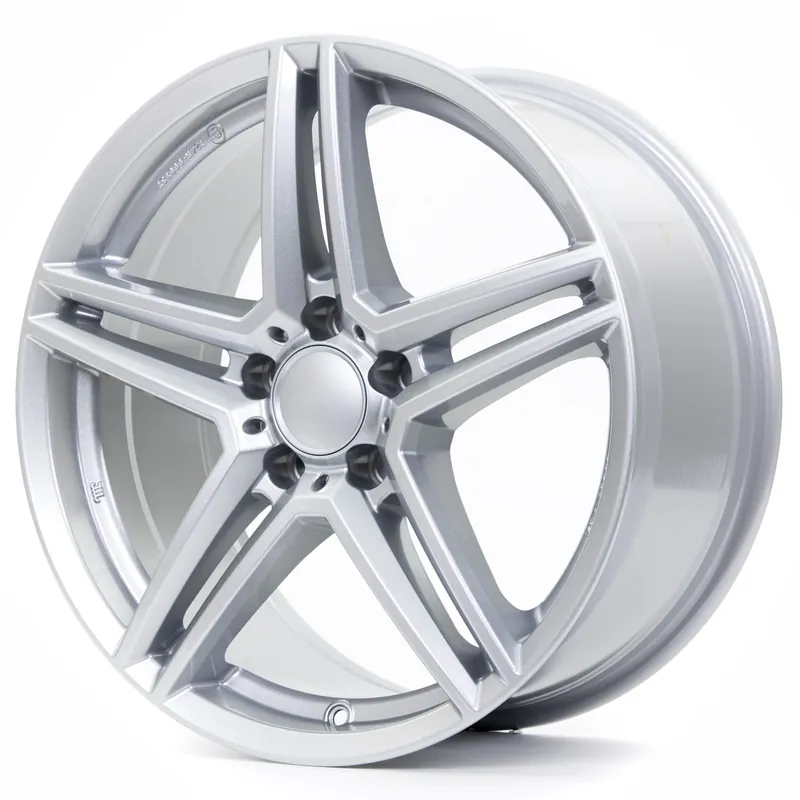 Reducere extra Janta aliaj 17 Inchi ALUTEC M10-X 5X112 ET 53 Latime 7,5 inchi