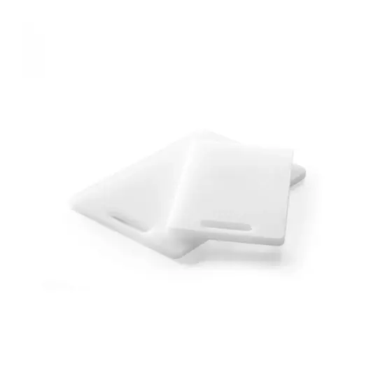 Tocator universal alb cu maner, 300x200x(H)10 mm, Hendi, polietilena HDPE, ambele parti potrivite pentru taiere, potrivit si la uz profesional Preferatul clienților