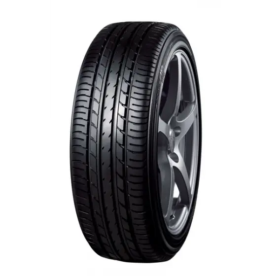 Anvelopa Vara Yokohama 215/55R17 LOYO 94V E70N Promoție