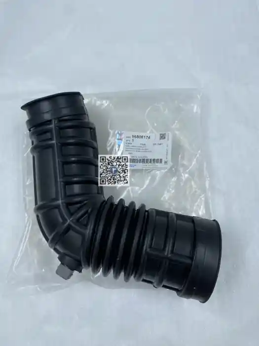 FURTUN ADMISIE AER - Chevrolet Aveo T250 96808174 Preț mic