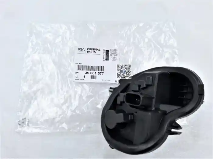 Cumpărături sigure SOCLU LAMPA STOP STANGA - Opel Astra K 39001577