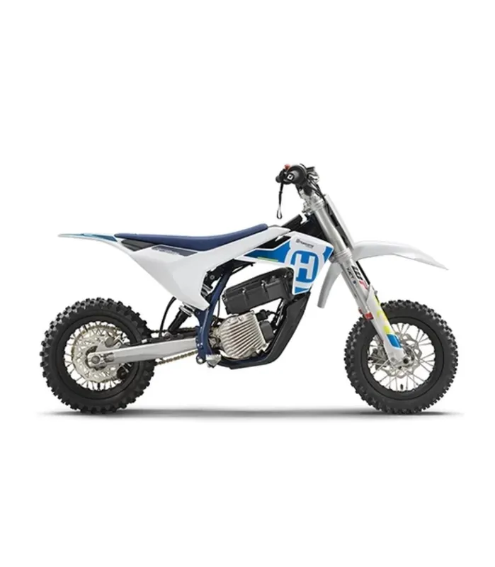 HUSQVARNA EE 3 2024 Lichidare de stoc