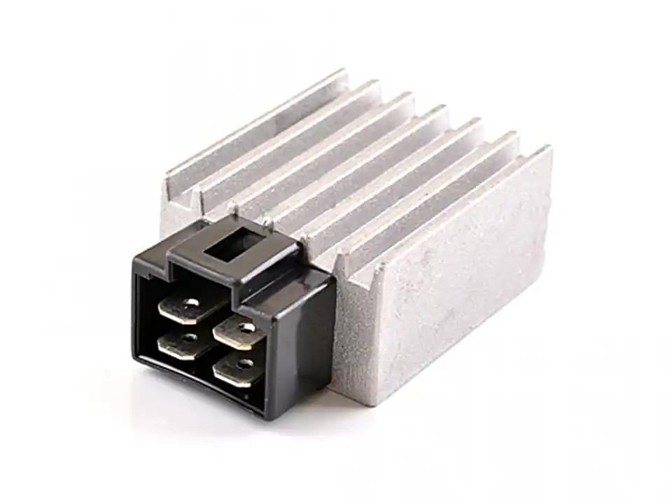 Regulator tensiune scutere GY6 12V AC/DC Livrare rapidă