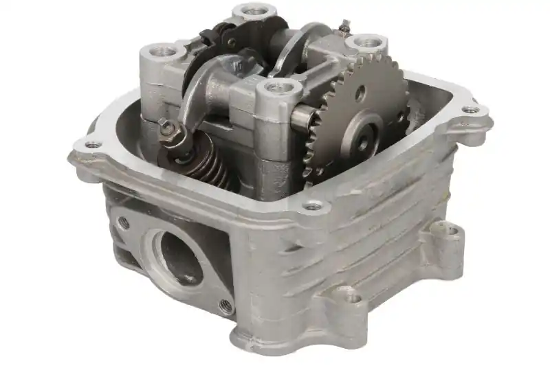 Chiulasa completa GY6 125cc/ ATV 4T Comandă acum